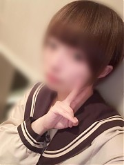 せりな